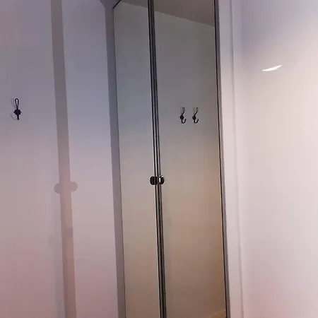 Appartement Modern Apt, Super Central Location W/parking, 1br